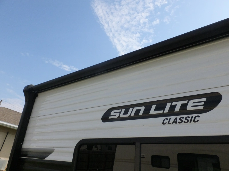 2022 SUNSET PARK RV SUN-LITE 16BH