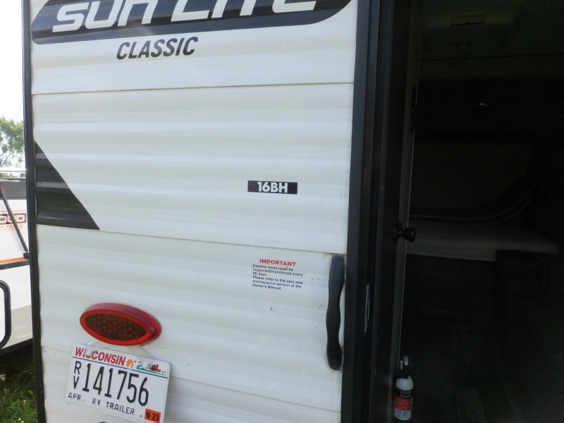2022 SUNSET PARK RV SUN-LITE 16BH
