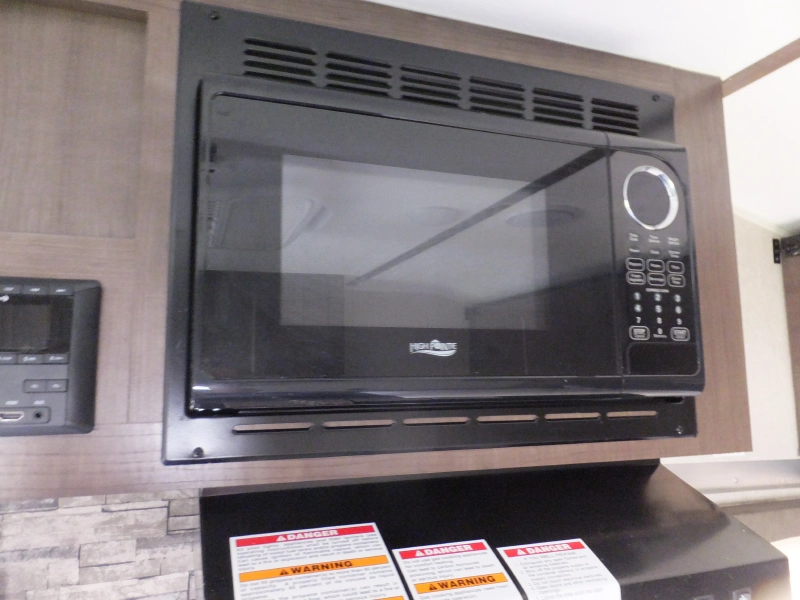 2022 SUNSET PARK RV SUN-LITE 16BH
