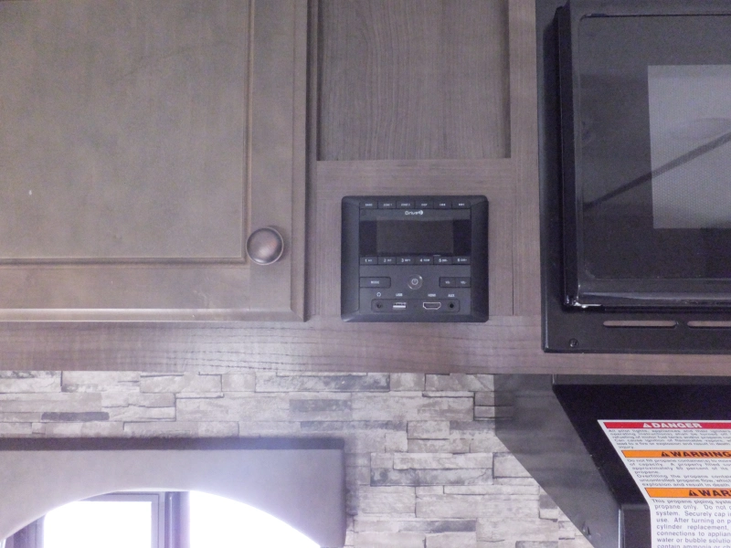 2022 SUNSET PARK RV SUN-LITE 16BH