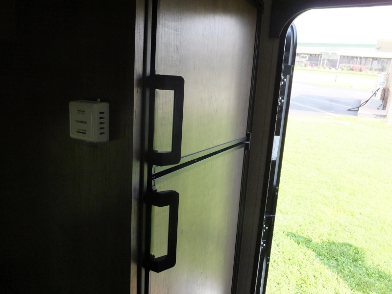 2022 SUNSET PARK RV SUN-LITE 16BH