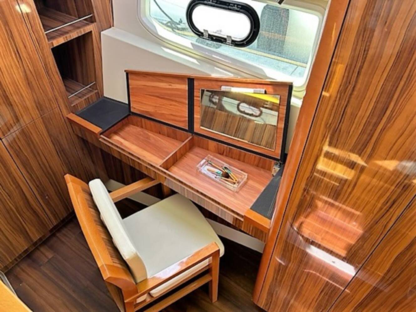 A photo of this 2017 Aquila 44 POWER CATAMARAN