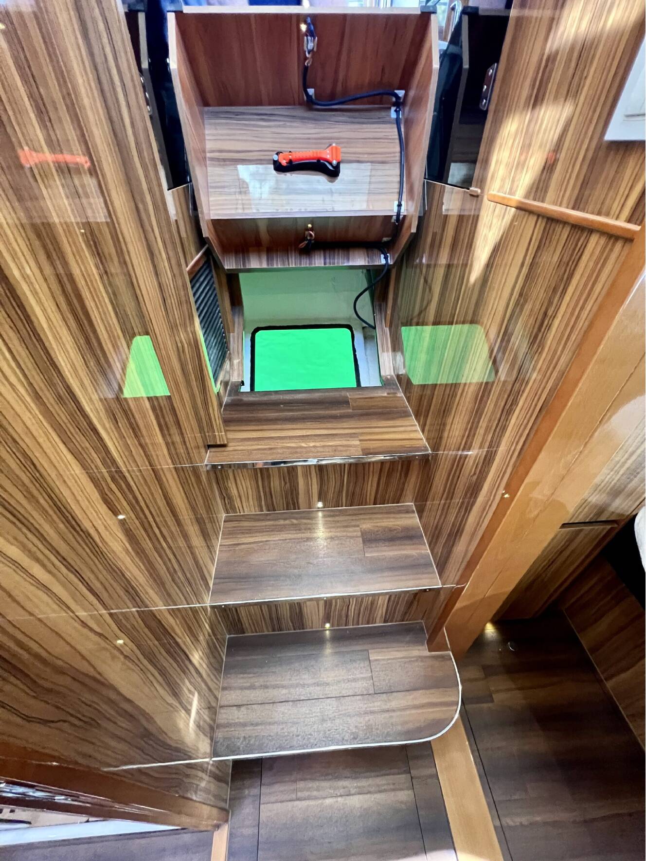 A photo of this 2017 Aquila 44 POWER CATAMARAN