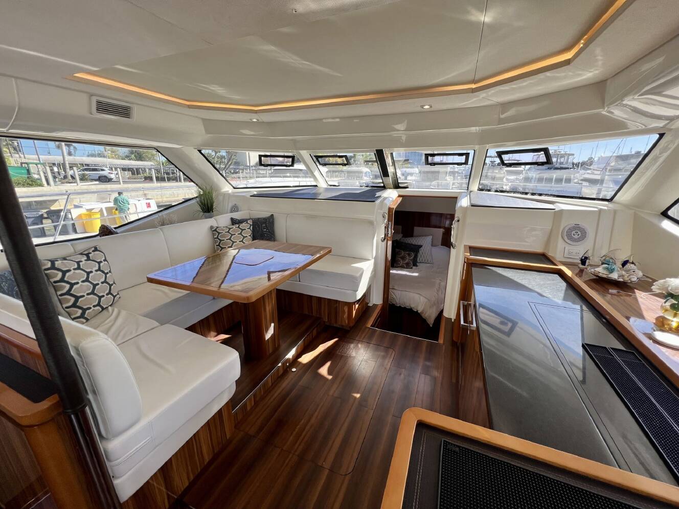 A photo of this 2017 Aquila 44 POWER CATAMARAN