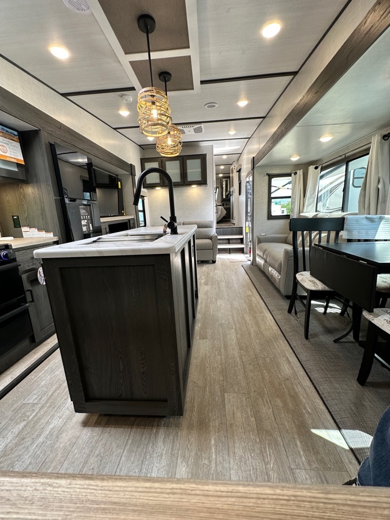 2023 Forest River impression 270rk