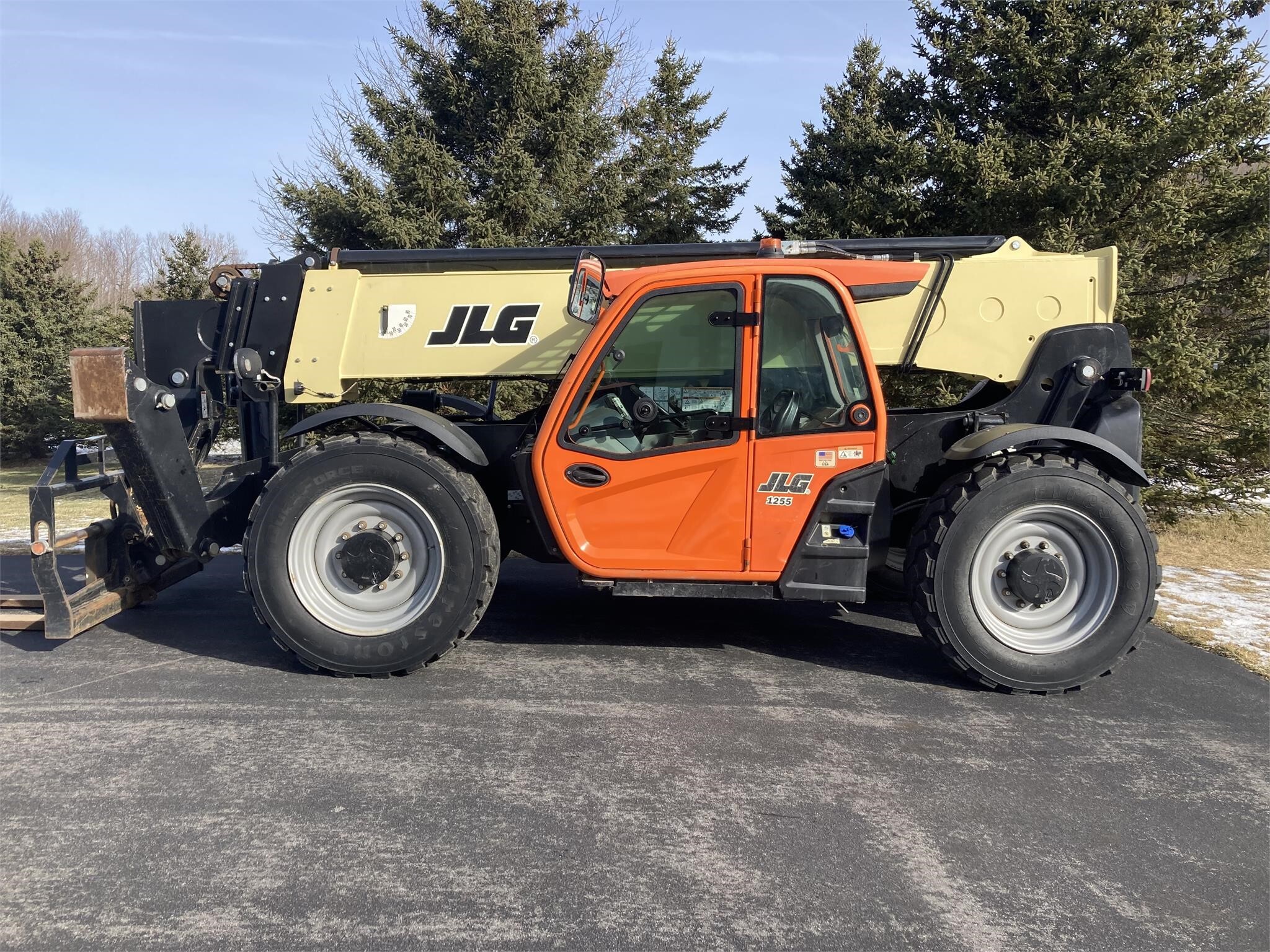 2018 JLG 1255 in Tully, NY