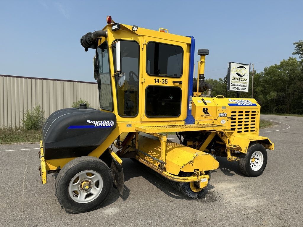 2017 SUPERIOR BROOM DT80-K BROOM in Rice, MN
