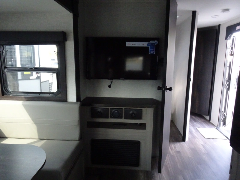 2024 STARCRAFT SUPER LITE 242RL