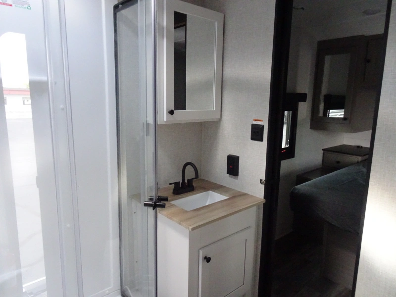 2024 STARCRAFT SUPER LITE 242RL