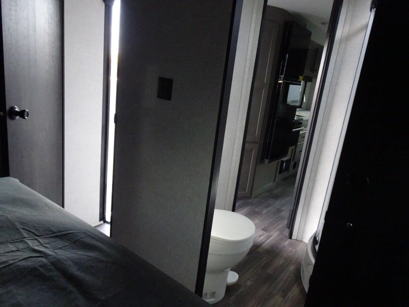 2024 STARCRAFT SUPER LITE 242RL