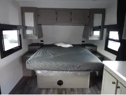 2024 STARCRAFT SUPER LITE 212FB