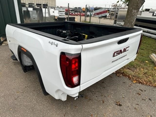 2024 GMC 8 FT in Lake Crystal, MN