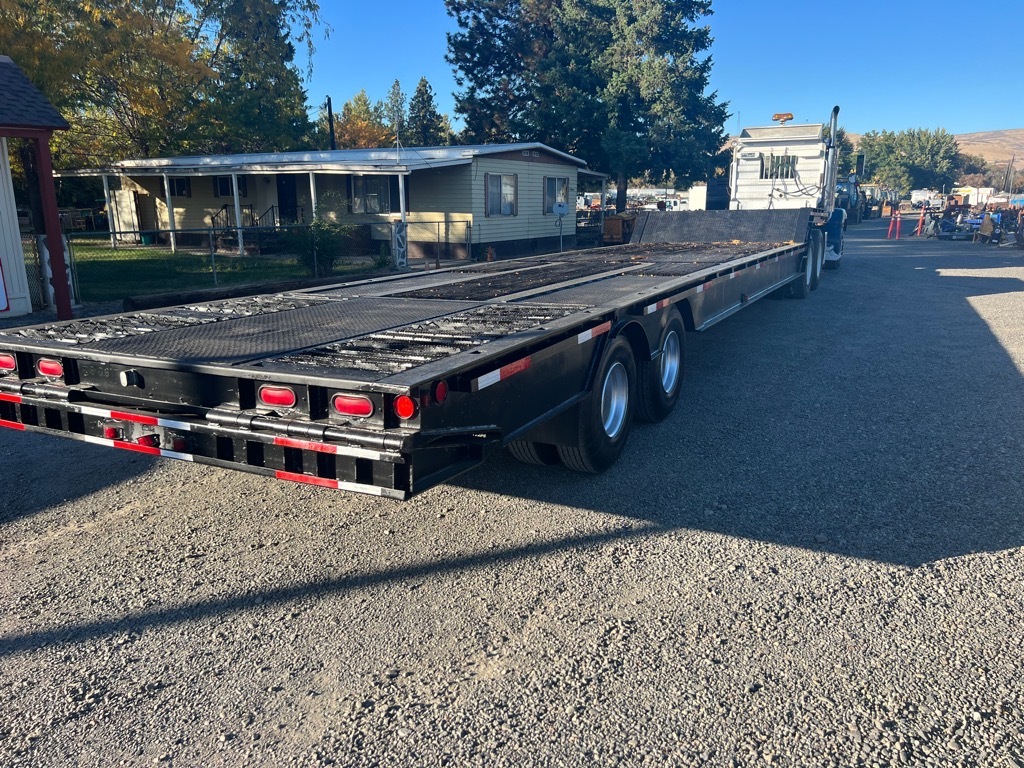 1984 TRAIL-EZE 42 ft in Yakima, WA