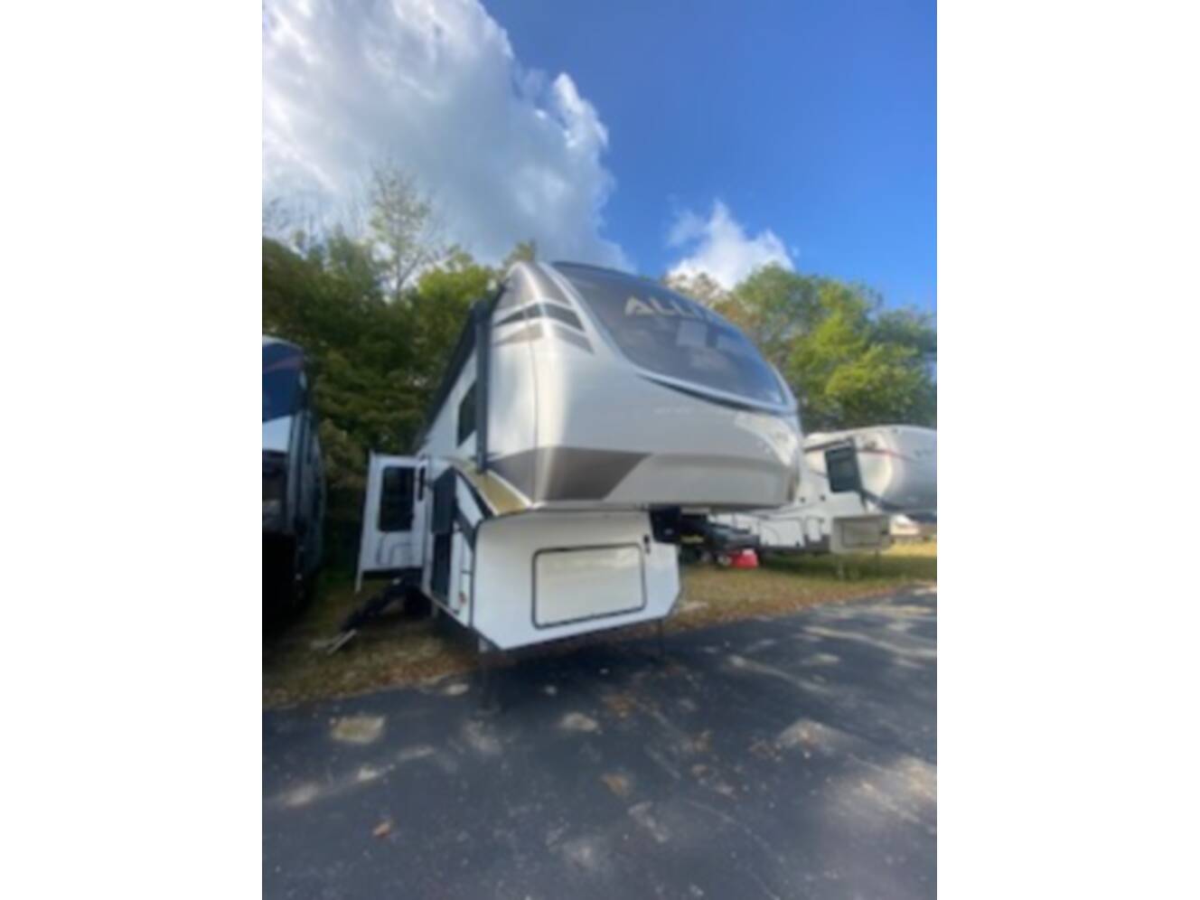 A photo of this 2021 Alliance Rv PARADIGM 365RD