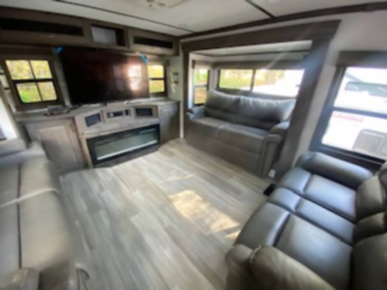 A photo of this 2021 Alliance Rv PARADIGM 365RD