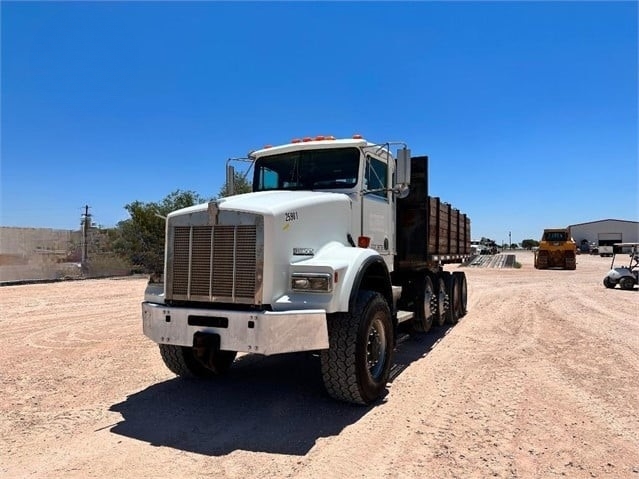 1994 KENWORTH T800 in East Wareham, MA