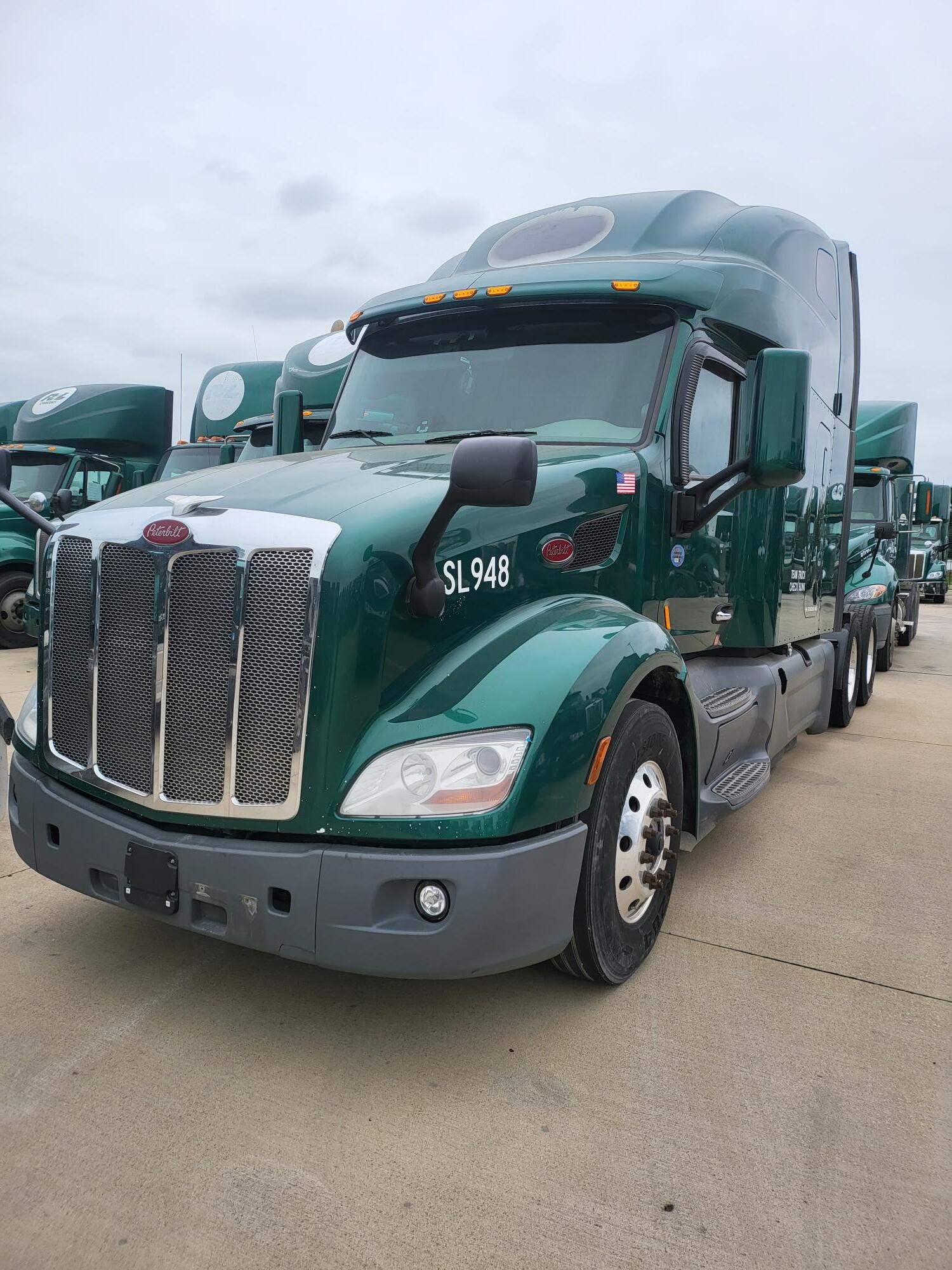 2019 PETERBILT 579 in Wilmington, OH
