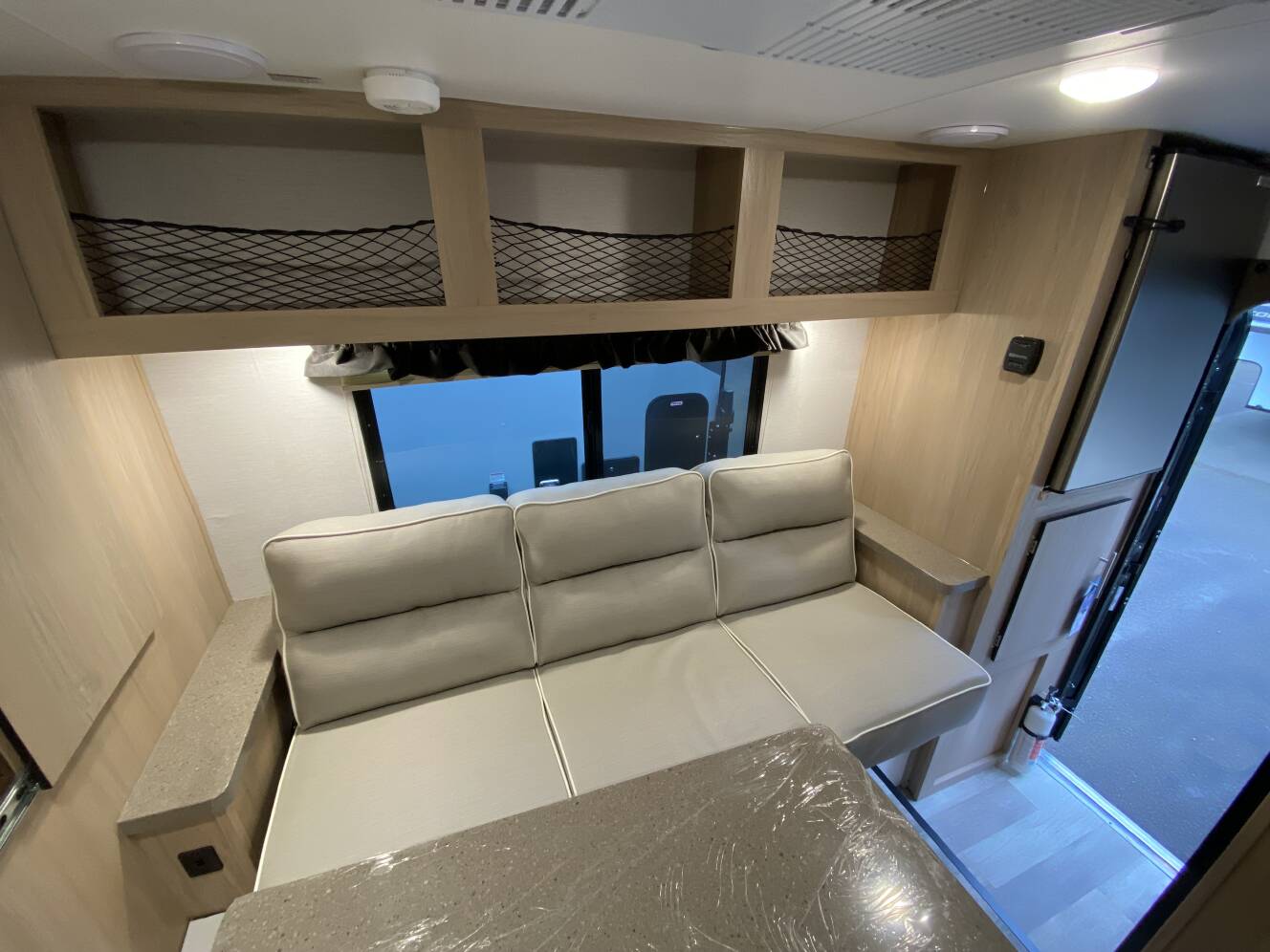 A photo of this 2026 Travel Lite Up Country 900U