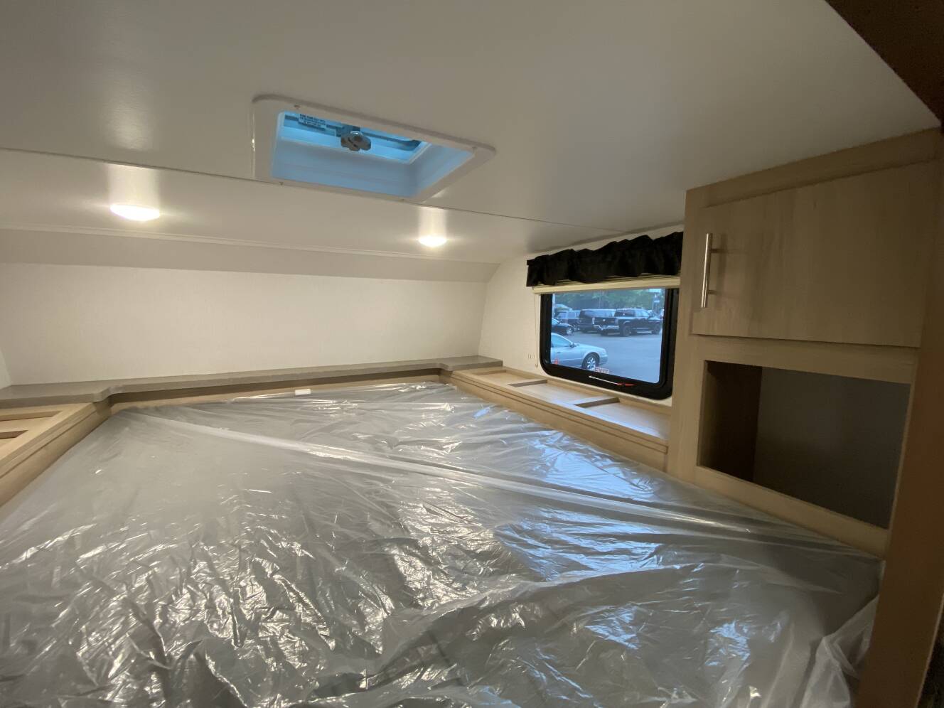 A photo of this 2026 Travel Lite Up Country 900U