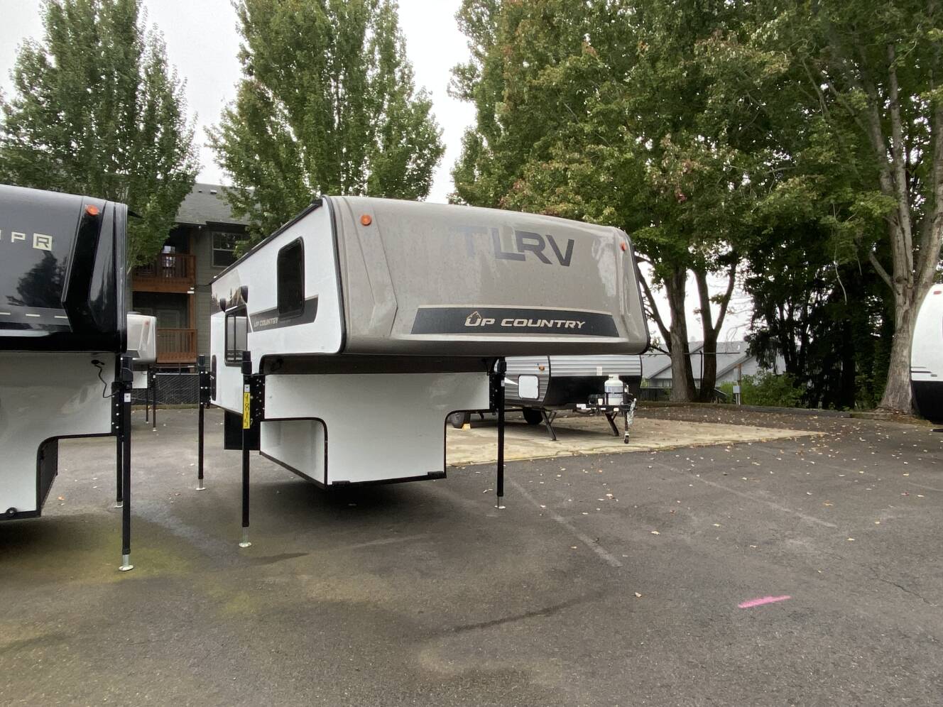 A photo of this 2026 Travel Lite Up Country 900U