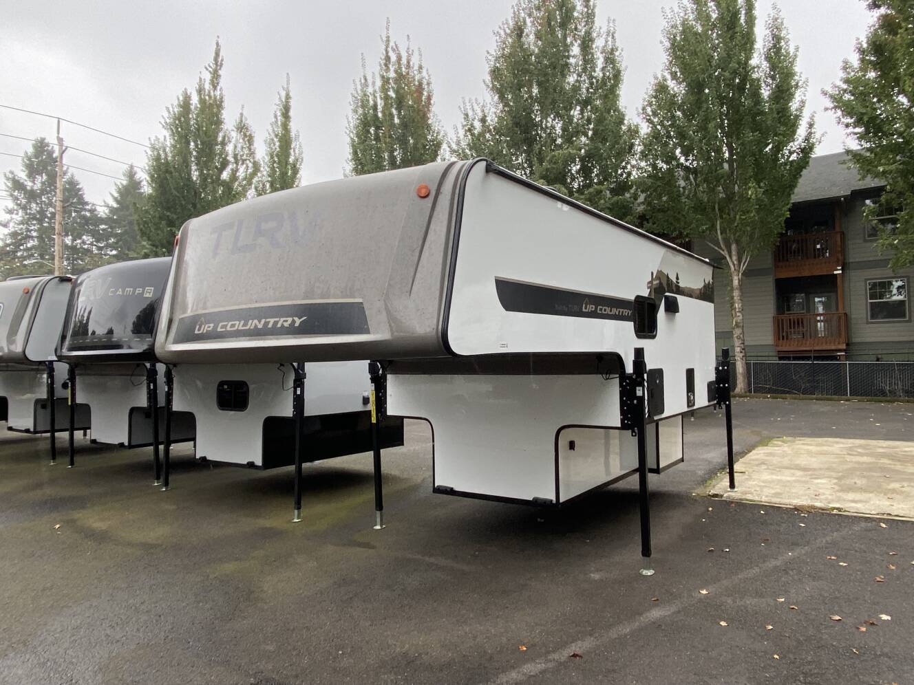 A photo of this 2026 Travel Lite Up Country 900U