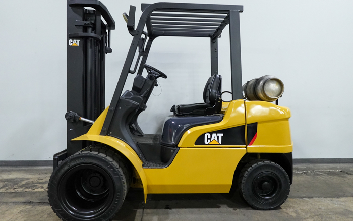 2017 CATERPILLAR GP30N in Cary, IL