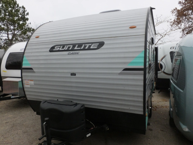 2022 SUNSET PARK RV SUN-LITE 16BH