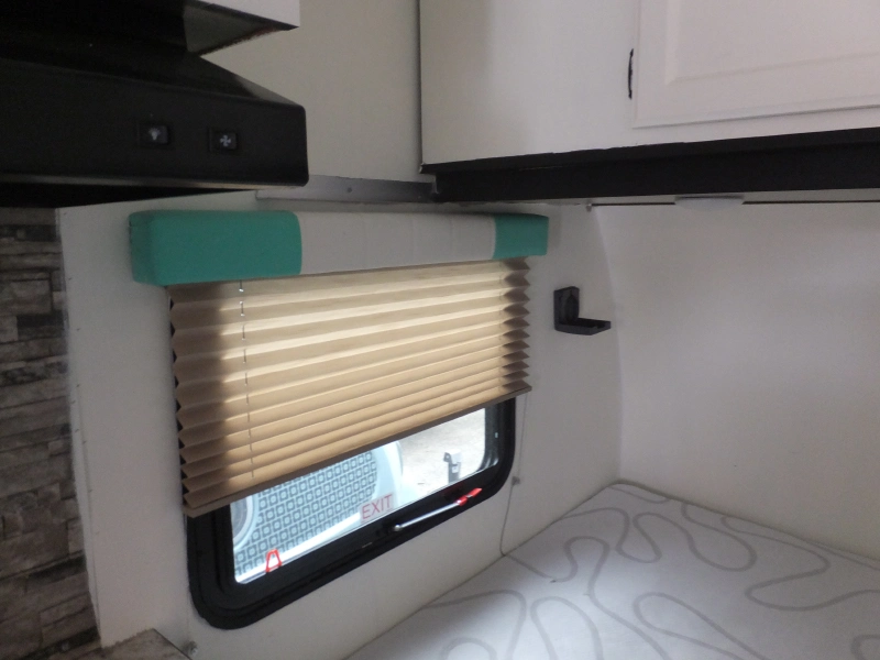 2022 SUNSET PARK RV SUN-LITE 16BH