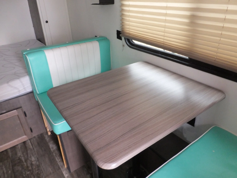 2022 SUNSET PARK RV SUN-LITE 16BH