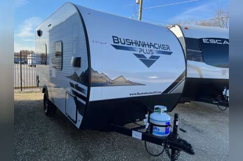 2024 Braxton Creek BUSHWHACKER PLUS 17MB in big rock IL