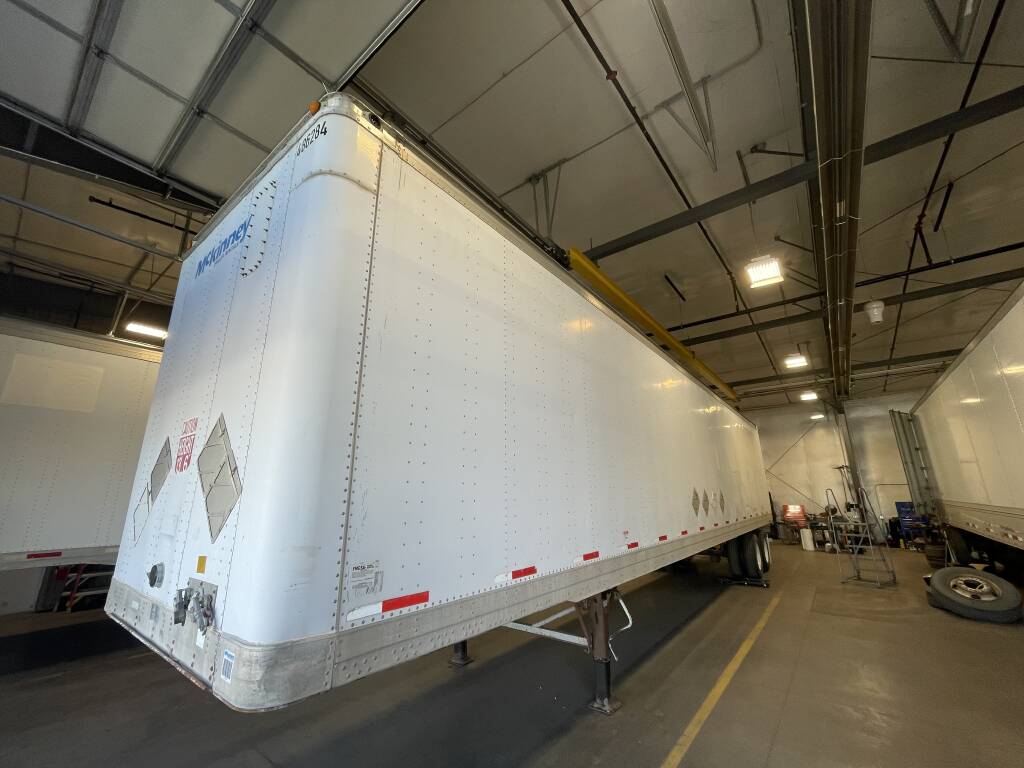 Used 1998 Trailmobile 48' Roll Door Air Ride E Track For Sale in