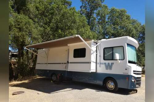 2015 Winnebago BRAVE 31C in tucson AZ