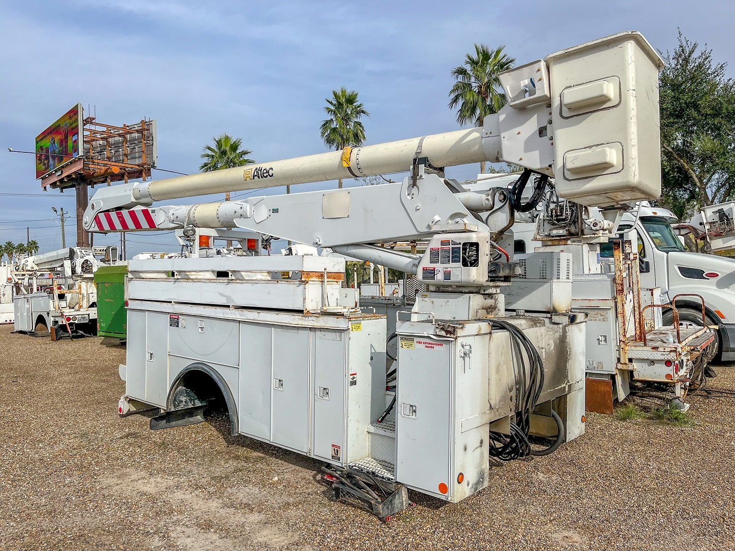 2007 ALTEC AA755L in Mcallen, TX