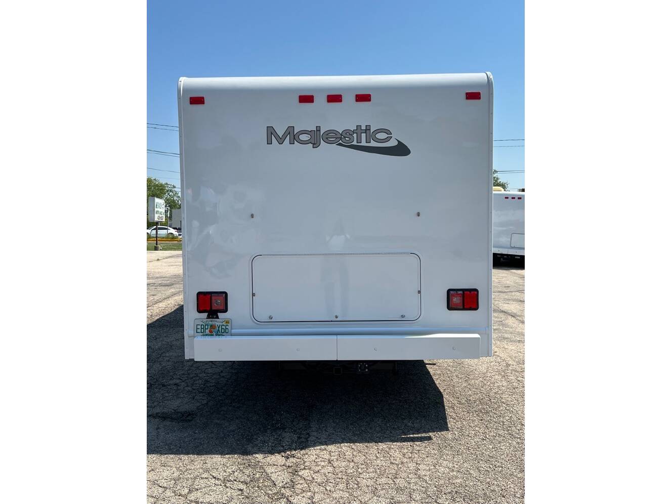 A photo of this 2022 Thor Motor Coach FOUR WINDS MAJESTIC 28A