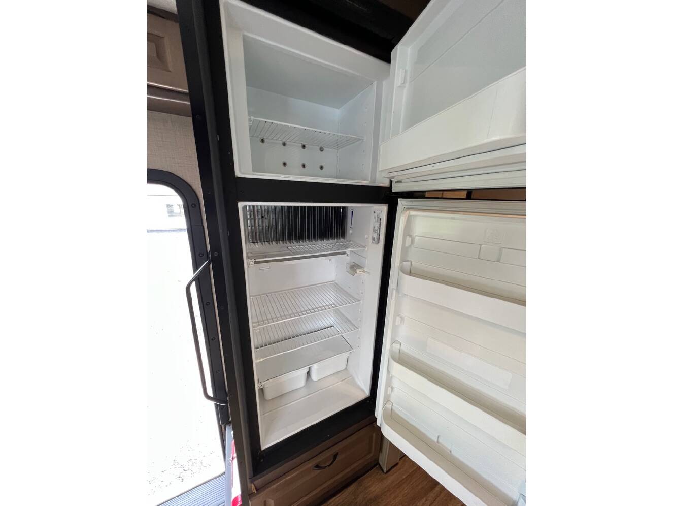 A photo of this 2022 Thor Motor Coach FOUR WINDS MAJESTIC 28A