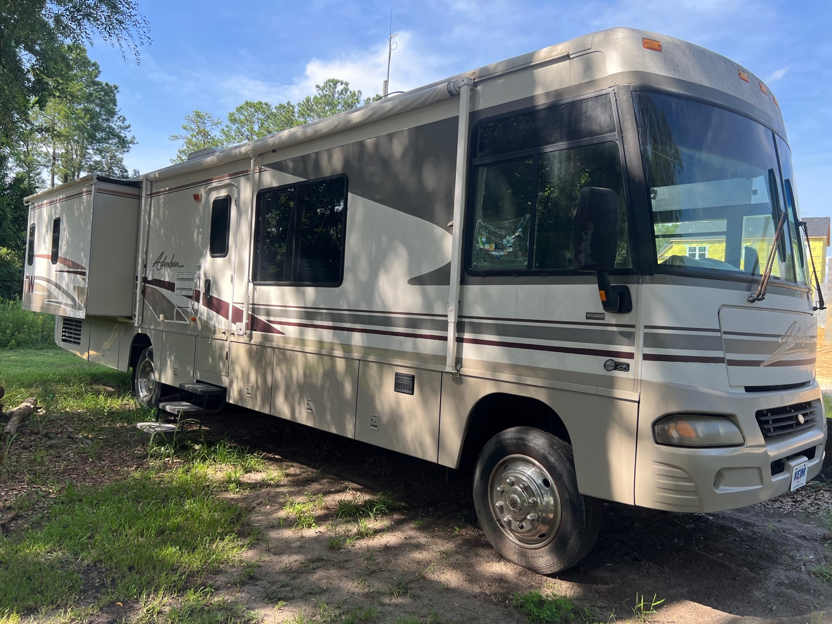 2004 Winnebago ADVENTURER 38R in madison FL