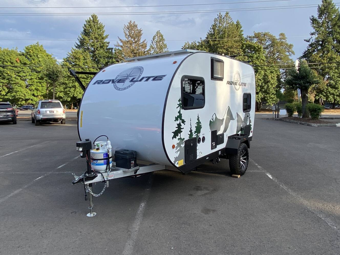 A photo of this 2027 Travel Lite ROVE LITE 14BH