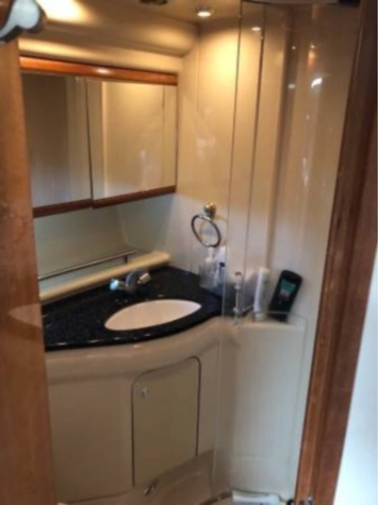 A photo of this 2002 Maxum 4200 Sport Yacht