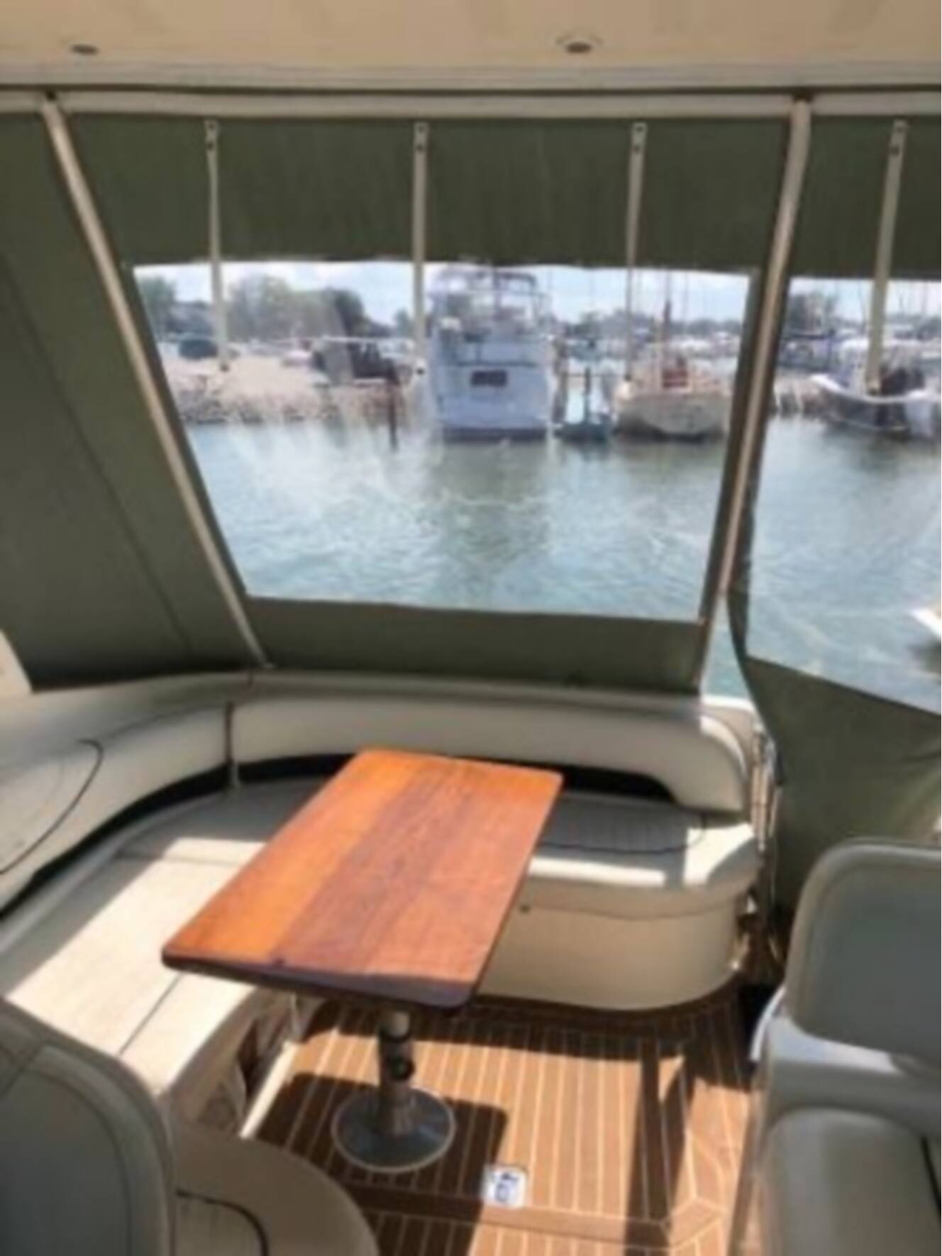 A photo of this 2002 Maxum 4200 Sport Yacht
