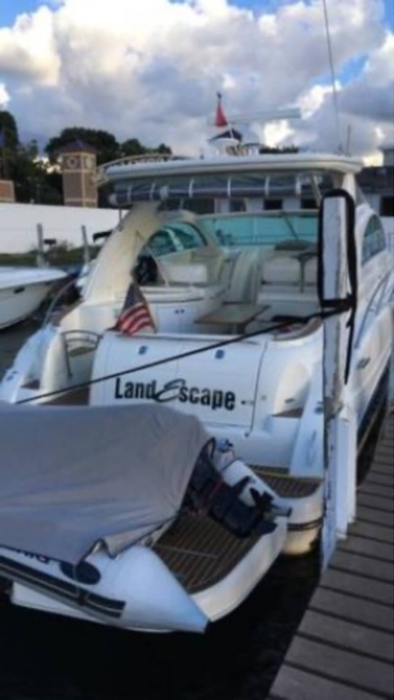 A photo of this 2002 Maxum 4200 Sport Yacht