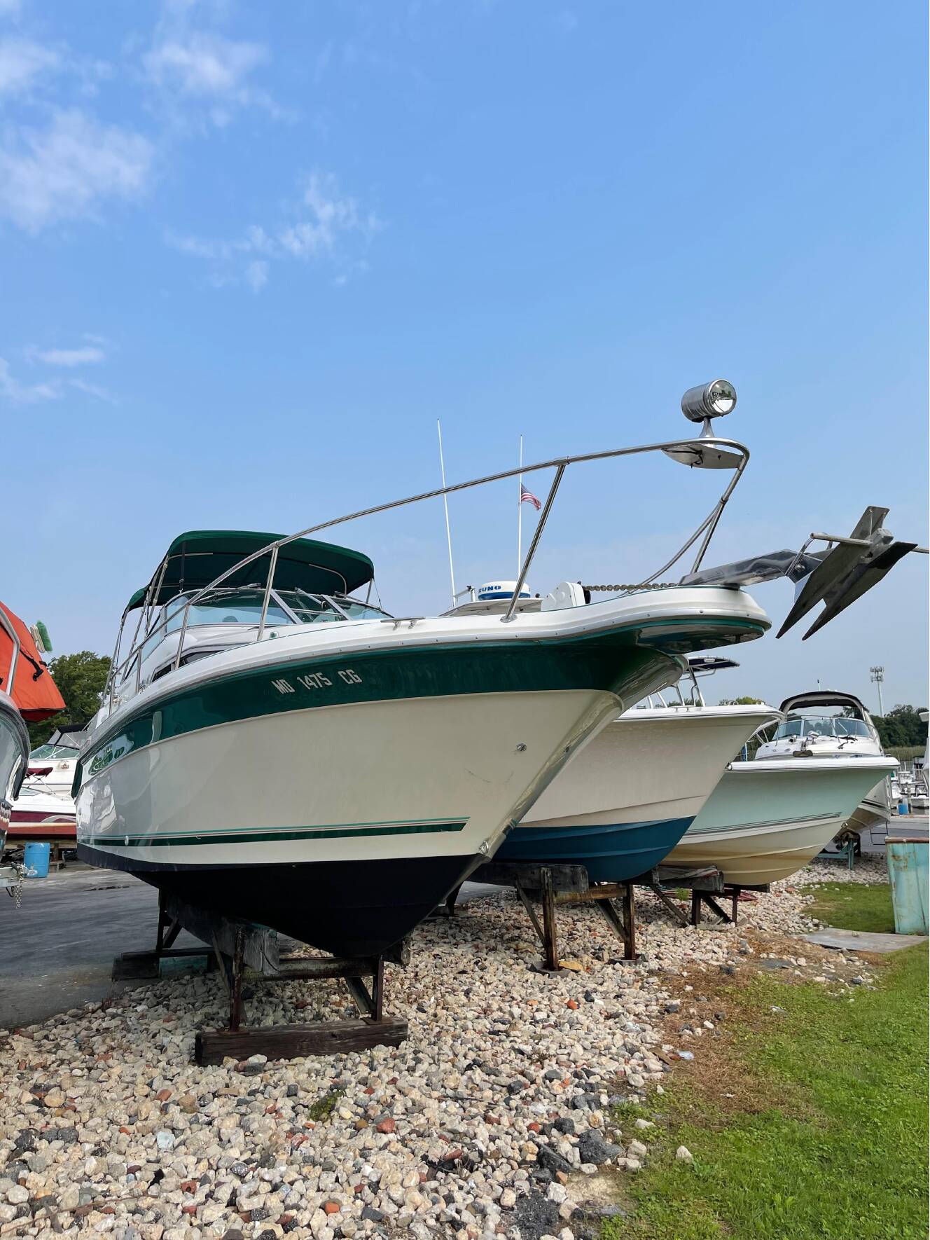 A photo of this 1993 Sea Ray 270 Sundancer