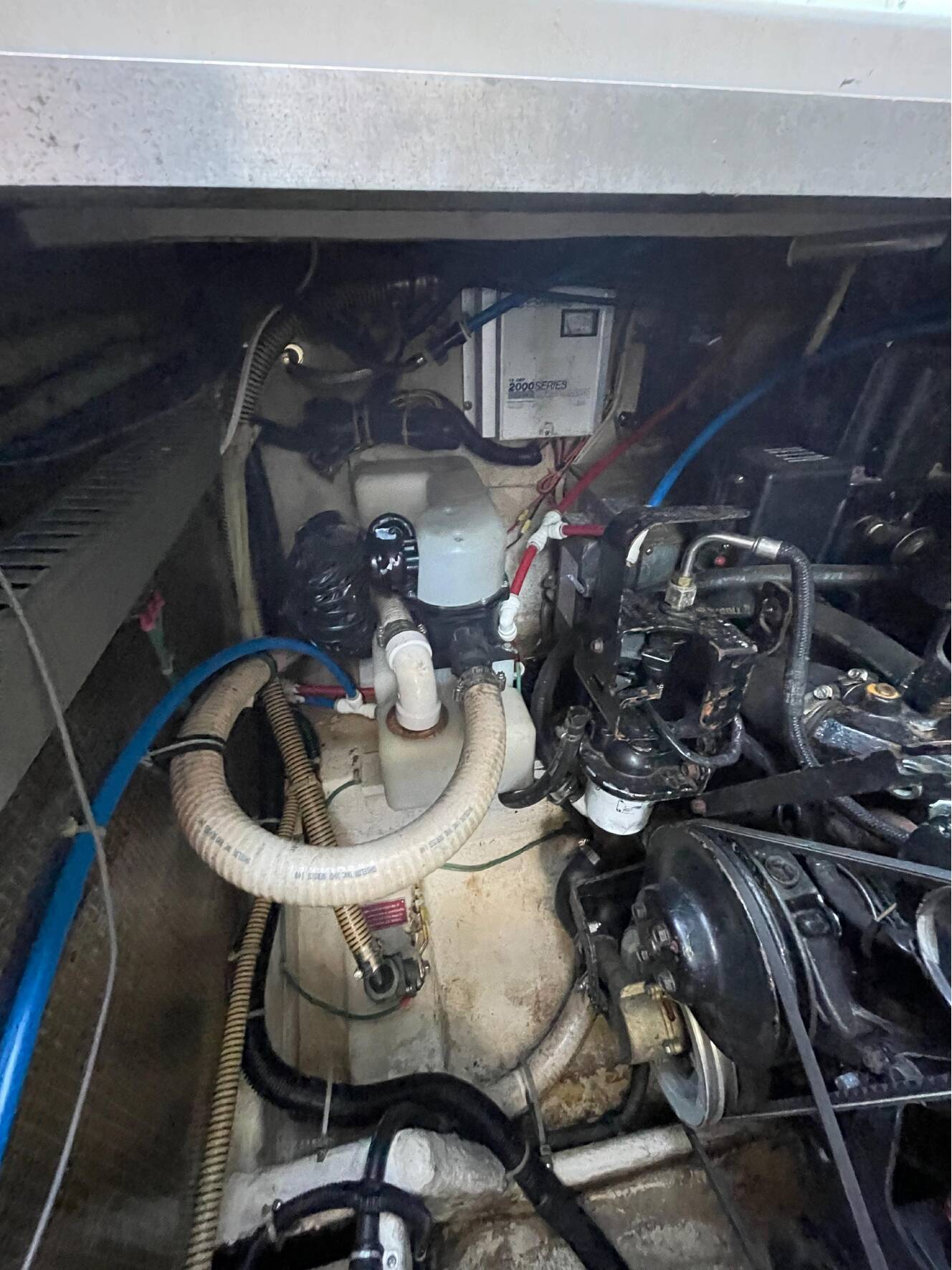 A photo of this 2001 Regal 2660 COMMODORE