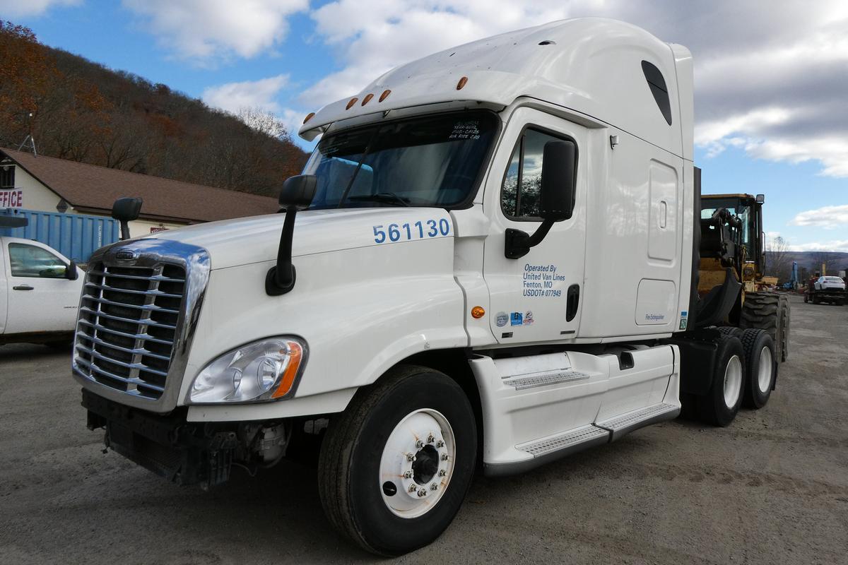 2012 FREIGHTLINER CASCADIA 125 in Sparrowbush, NY