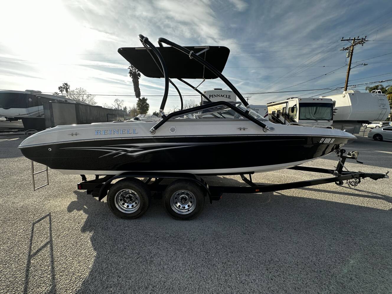 A photo of this 2007 Reinell 204 LSE