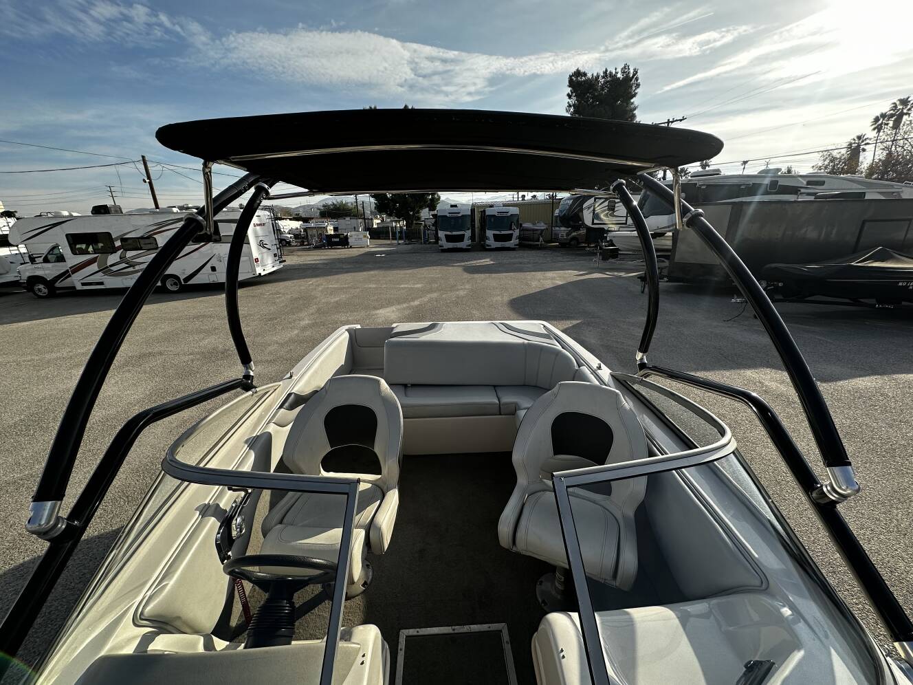 A photo of this 2007 Reinell 204 LSE