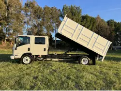 2024 ISUZU NPR HD GAS