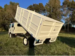 2024 ISUZU NPR HD GAS