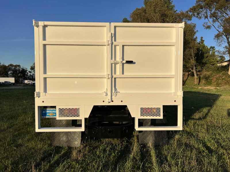 2024 ISUZU NPR HD GAS