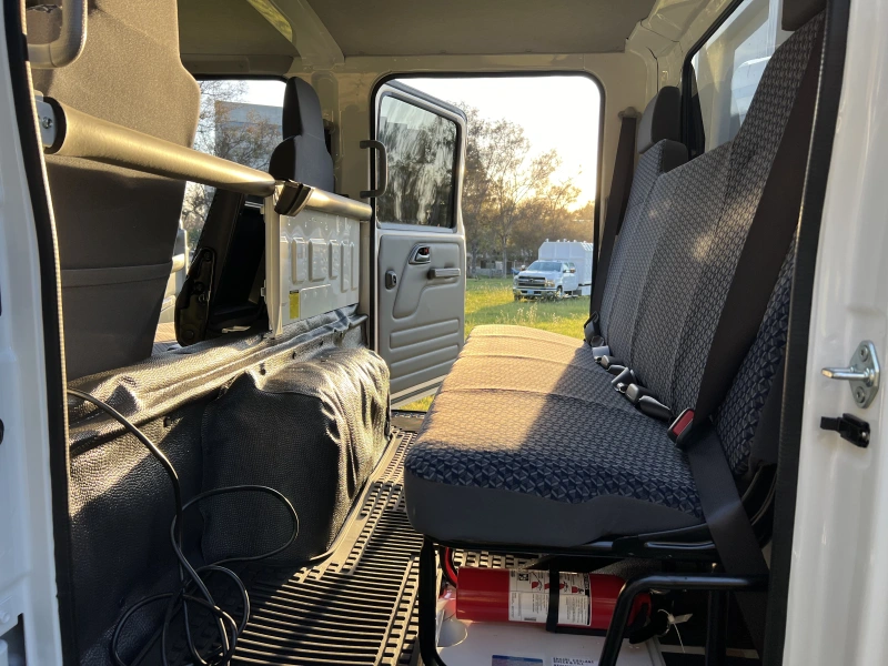 2024 ISUZU NPR HD GAS