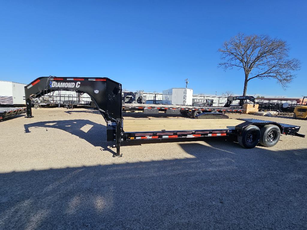 2024 DIAMOND C LPX207 22X82 GN in Waco, TX